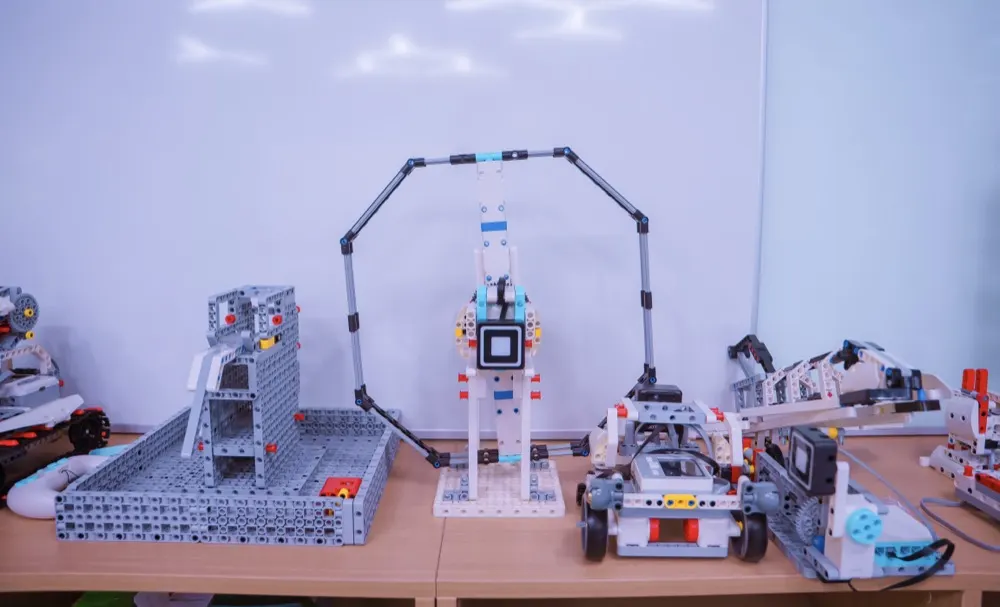 Robotics Equipment